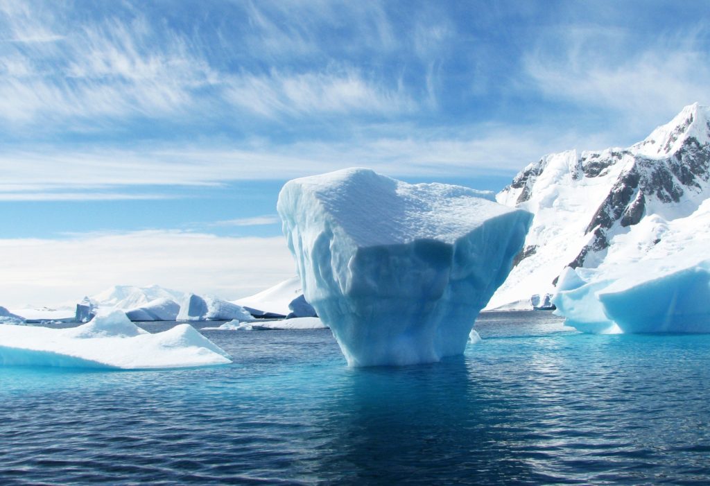 Eisberg im Meer